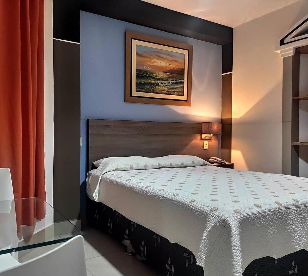 Rizzo Plaza Hotel Tumbes Extérieur photo