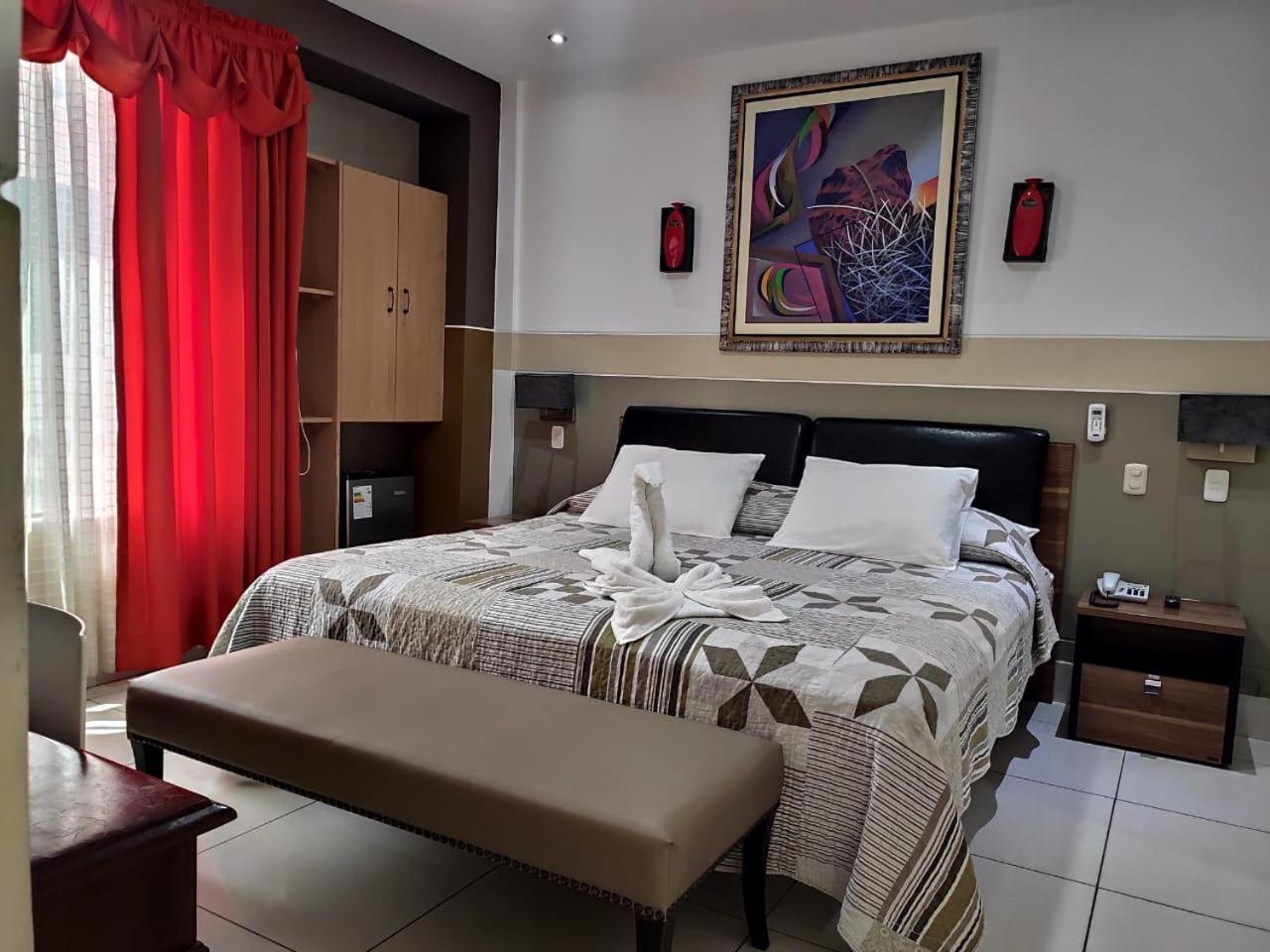 Rizzo Plaza Hotel Tumbes Extérieur photo